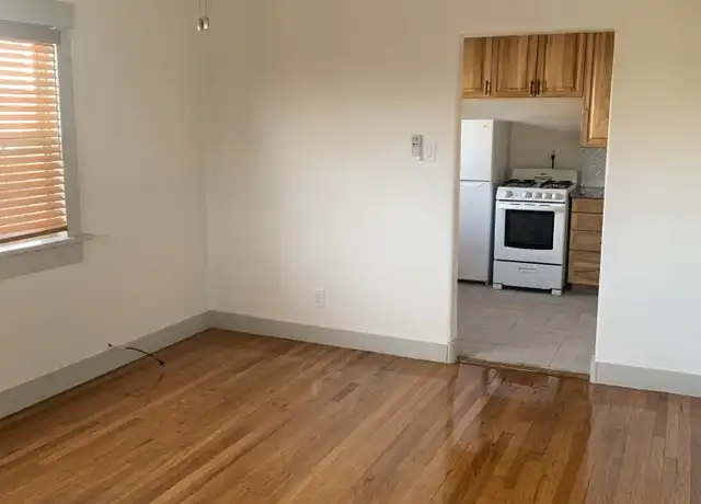 Property at 114 Elm St NE Unit A, Albuquerque, NM, 87102, 1 bed, 1 bath, [object Object]