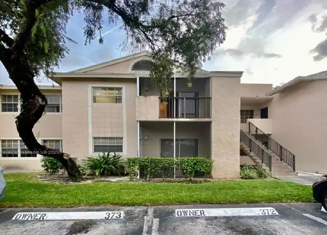 Property at 640 Cypress Club Way Unit E12, Deerfield Beach, FL, 33064, 2 beds, 2 baths, [object Object]