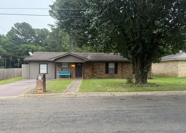 Property at 304 Patriot Cir, Longview, TX, 75604, 3 beds, 2 baths, [object Object]