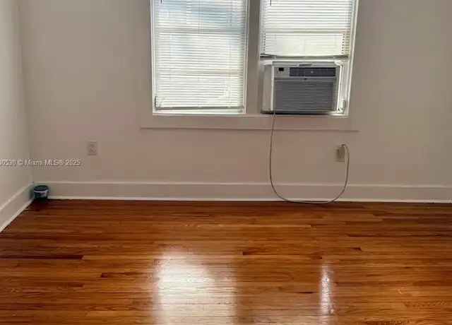 Property at 114 Antilla Ave Unit 1, Coral Gables, FL, 33134, 1 bed, 1 bath, [object Object]