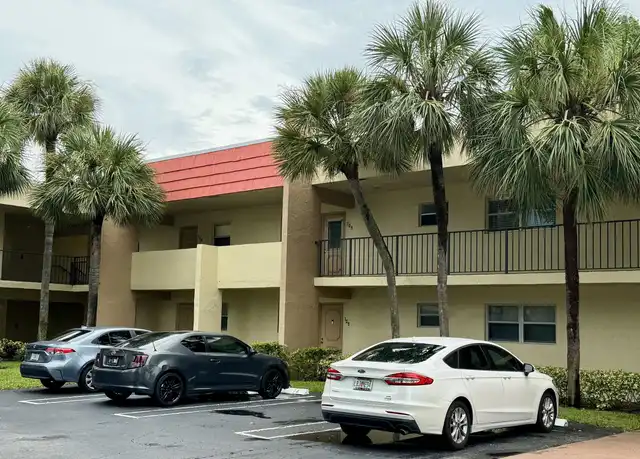 Property at 2800 Fiore Way #1090, Delray Beach, FL, 33445, 1 bed, 1.5 baths, [object Object]