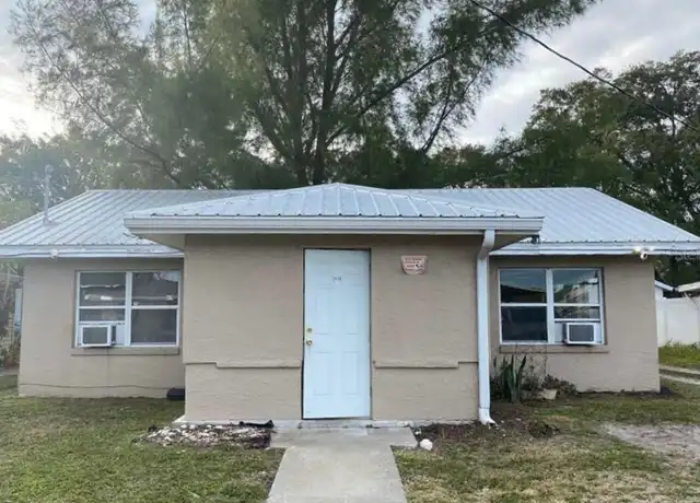 Property at 2416 10th St W, Bradenton, FL, 34205, 1 bed, 1 bath, [object Object]