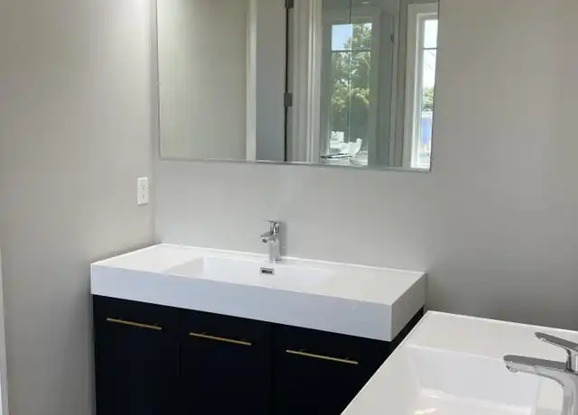 Property at 1911 Menalto Ave, Menlo Park, CA, 94025, 4 beds, 4.5 baths, [object Object]