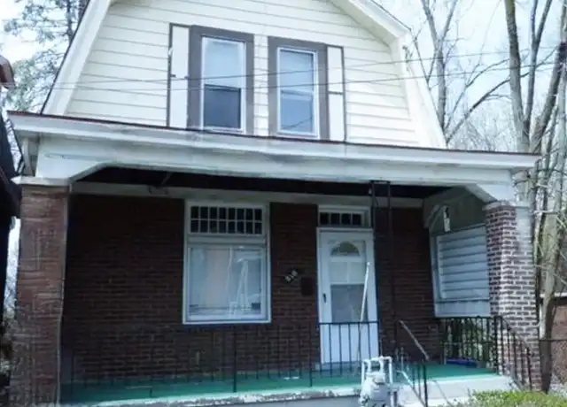 Property at 810 Gearing Ave, Pittsburgh, PA, 15210, 2 beds, 1 bath, [object Object]