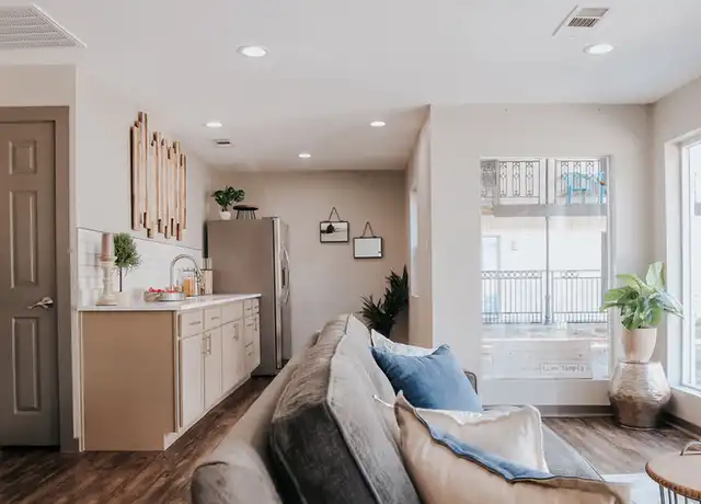 Property at 1546 Chenault St Unit 533, Dallas, TX, 75228, 1 bed, 1 bath, [object Object]