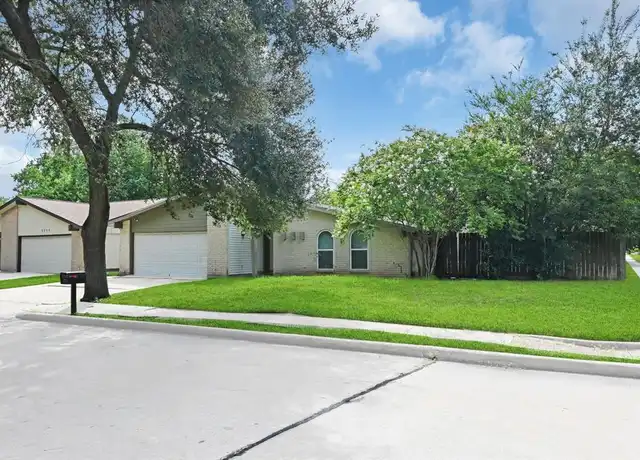Property at 2239 Fairgreen Dr, Missouri City, TX, 77489, 3 beds, 2 baths, [object Object]