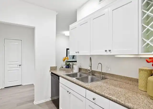 Property at 2109 Watermarke Pl, Irvine, CA, 92612, 1 bed, 1 bath, [object Object]
