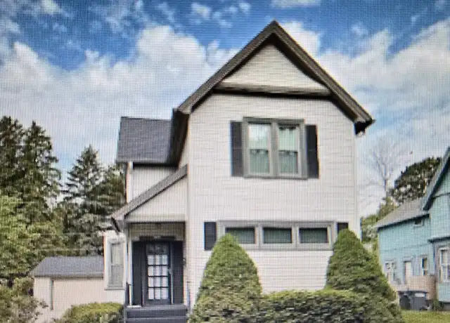 Property at 1724 N 7th St, Sheboygan, WI, 53081, 3 beds, 2 baths, [object Object]