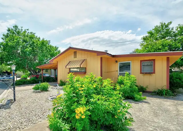 Property at 111 Arizona Ash Dr, Kerrville, TX, 78028, 2 beds, 1.5 baths, [object Object]
