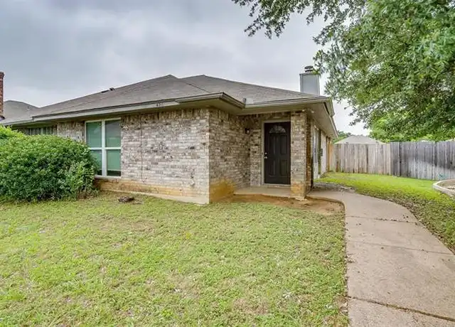 Property at 4311 Kelly Hill Dr, Arlington, TX, 76017, 3 beds, 2 baths, [object Object]