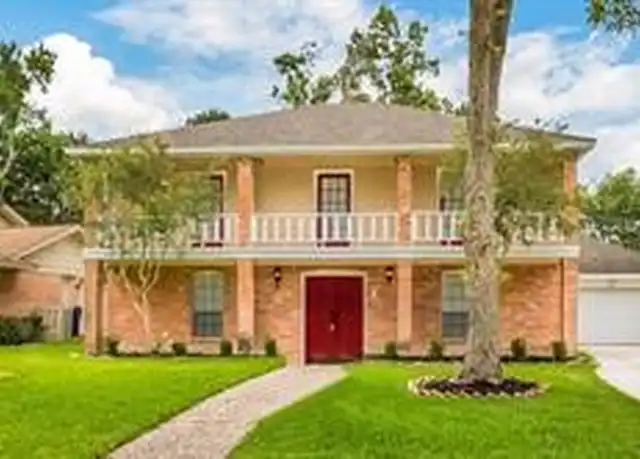 Property at 241 Saint Cloud Dr, Friendswood, TX, 77546, 4 beds, 2.5 baths, [object Object]