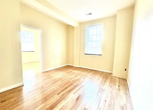 Property at 135 W Main St Unit 2C, Waterbury, CT, 06702, 1 bed, 1 bath, [object Object]