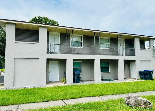 Property at 202 N Grannis Ave, Titusville, FL, 32796, 2 beds, 1 bath, [object Object]