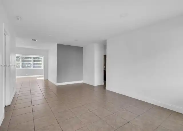 Property at 3171 NW 16th St Unit 3171, Fort Lauderdale, FL, 33311, 3 beds, 2 baths, [object Object]