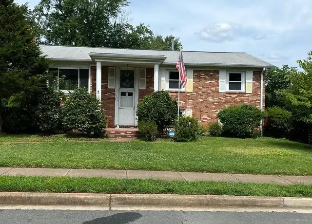 Property at 4728 Kirkdale Dr, Woodbridge, VA, 22193, 5 beds, 3 baths, [object Object]