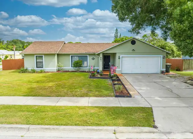 Property at 961 Whisler Ct, Saint Cloud, FL, 34769, 4 beds, 2 baths, [object Object]