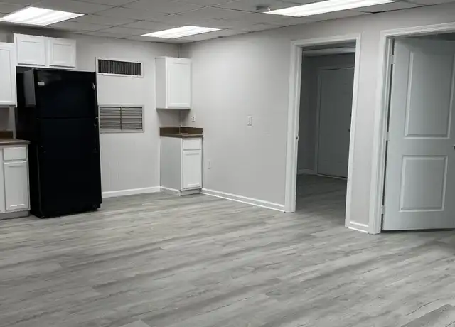 Property at 139 Fannin St, Corpus Christi, TX, 78415, 2 beds, 1 bath, [object Object]