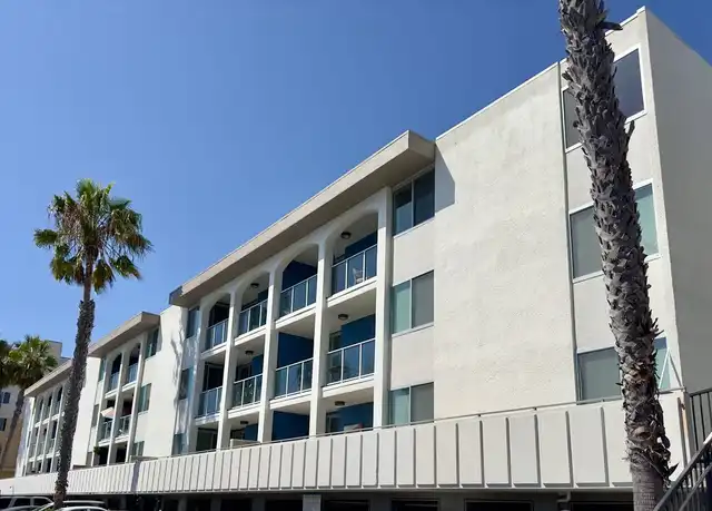 Property at 13900 Panay Way Unit M-125, Marina Del Rey, CA, 90292, 1 bed, 1 bath, [object Object]