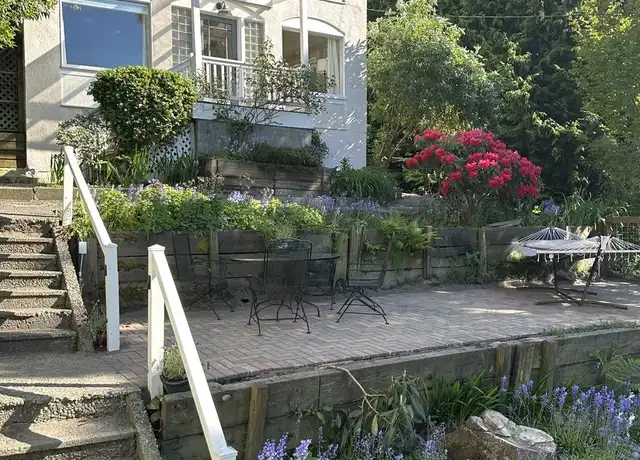 Property at 2424 Hobart Ave SW Unit C, Seattle, WA, 98116, 2 beds, 2 baths, [object Object]