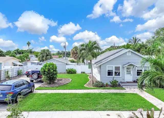 Property at 524 Palmetto St, West Palm Beach, FL, 33405, 2 beds, 1 bath, [object Object]