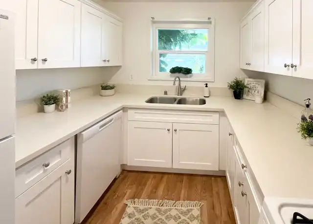 Property at 361 S Elm Dr, Beverly Hills, CA, 90212, 1 bed, 1 bath, [object Object]