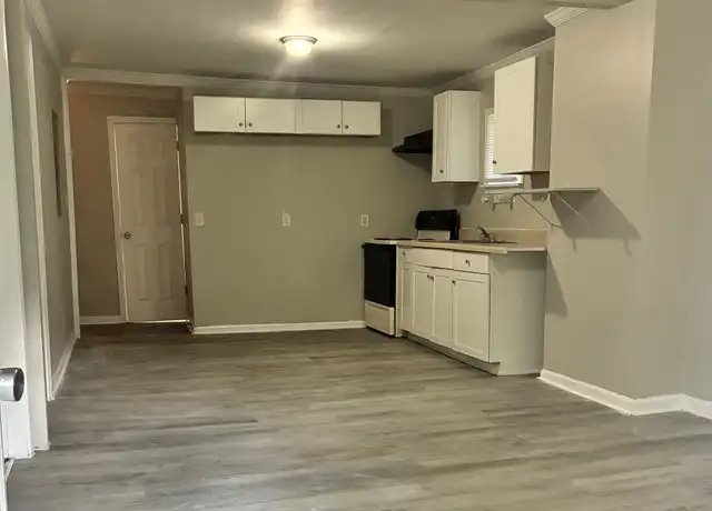 Property at 7701 Boswell Rd, Charlotte, NC, 28215, 2 beds, 2 baths, [object Object]