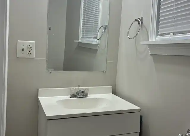 Property at 7701 Boswell Rd, Charlotte, NC, 28215, 2 beds, 2 baths, [object Object]