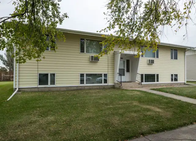 Property at 2028 5th St NW Unit 2040-1, Minot, ND, 58703, 2 beds, 1 bath, [object Object]