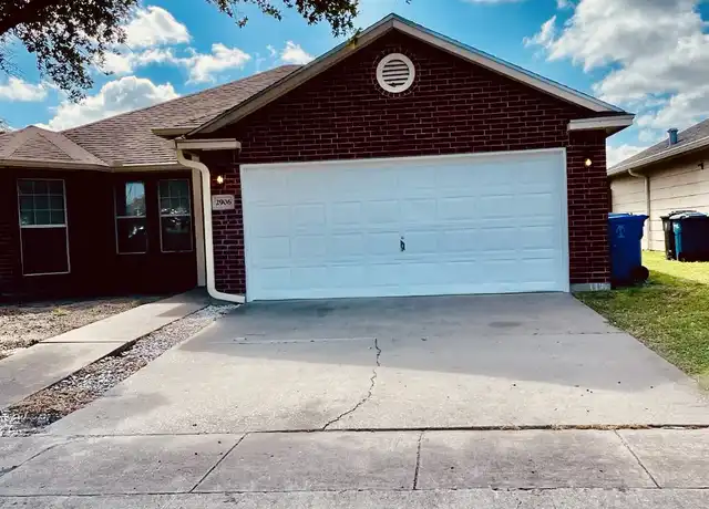 Property at 2906 White Bird Dr, Corpus Christi, TX, 78415, 3 beds, 2 baths, [object Object]