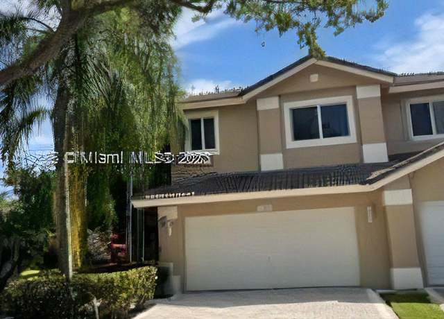 Photo of 1041 SW 158th Ave, Pembroke Pines, FL 33027