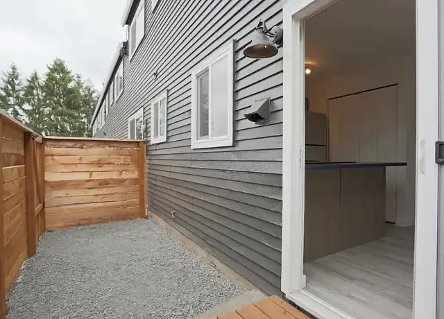 Property at Tigardville Apartments - 11255 SW Greenburg Rd, Portland, OR, 97223, 2 beds, 1 bath, [object Object]