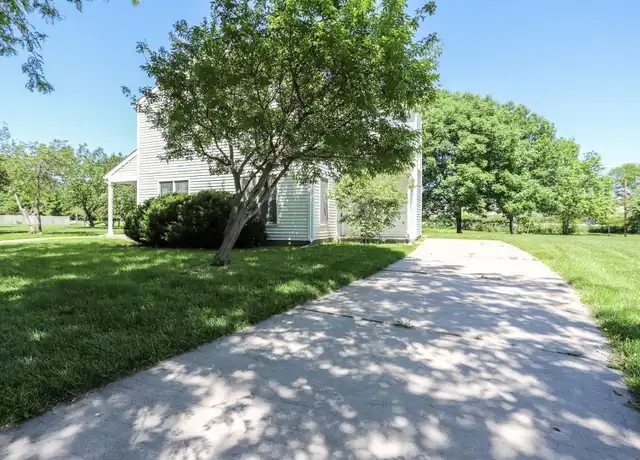 Property at 1841 Whittier St, Lincoln, NE, 68503, 3 beds, 2 baths, [object Object]