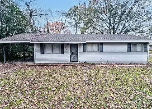 Property at 2705 Charleston Dr, Jackson, MS, 39212, 3 beds, 1 bath, [object Object]