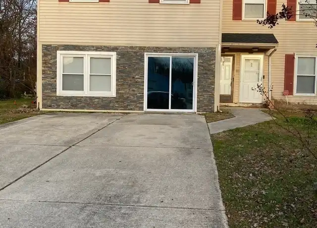 Property at 5 Maynard Dr, Sicklerville, NJ, 08081, 3 beds, 1 bath, [object Object]