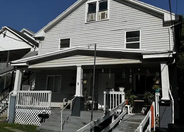 Property at 704 1/2 Porter Ave, Martinsburg, WV, 25401, 2 beds, 1 bath, [object Object]
