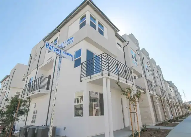 Property at 1702 W Bushell St, Anaheim, CA, 92805, 4 beds, 3.5 baths, [object Object]