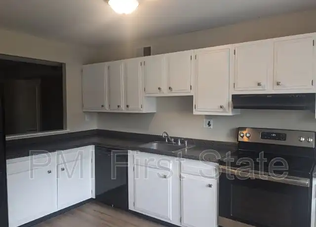 Property at 1210 Chelmsford Cir, Newark, DE, 19713, 2 beds, 2 baths, [object Object]