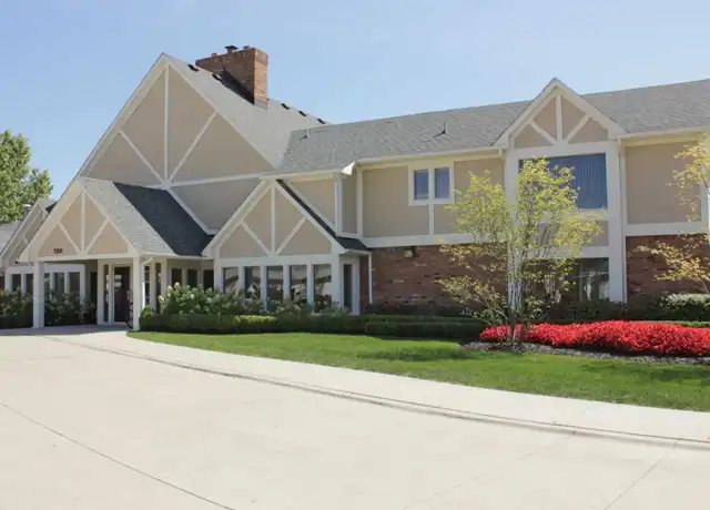 Property at Rudgate Manor - 5150 Rudgate Cir, Sterling Heights, MI, 48310, 3 beds, 2 baths, [object Object]