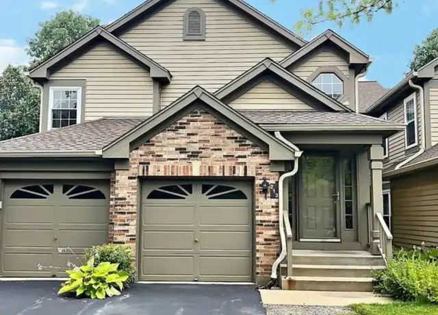 Property at 213 Old Oak Ct W #213, Buffalo Grove, IL, 60089, 3 beds, 2 baths, [object Object]