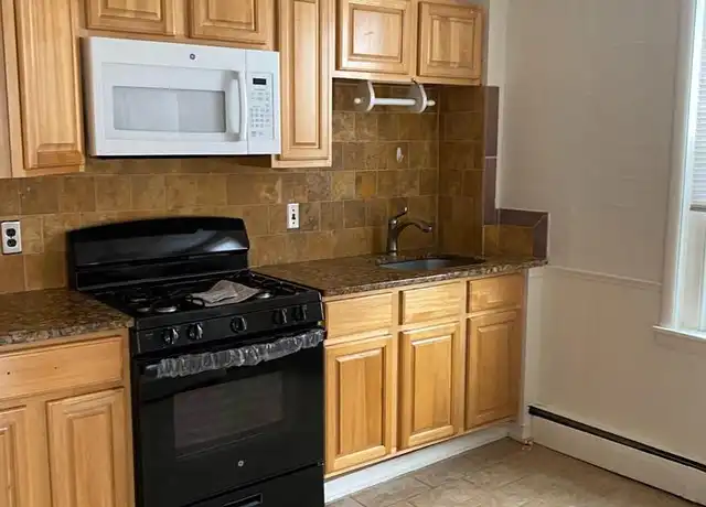 Property at 1526 W Ritner St Unit 3RD FL, Philadelphia, PA, 19145, 1 bed, 1 bath, [object Object]