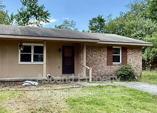 Property at 5080 Shoals Ln, Chattanooga, TN, 37416, 2 beds, 1 bath, [object Object]