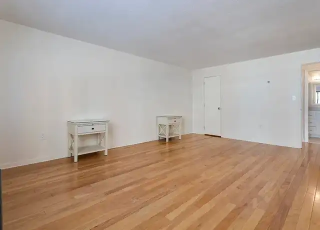 Property at 295 Lynn Shore Dr, Lynn, MA, 01902, 1 bed, 1 bath, [object Object]
