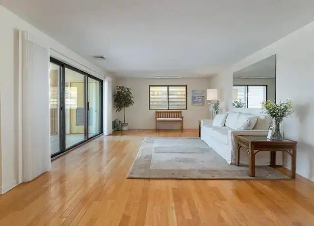 Property at 295 Lynn Shore Dr, Lynn, MA, 01902, 1 bed, 1 bath, [object Object]