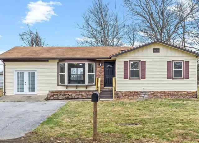 Property at 122 Johnston St, Hopkinsville, KY, 42240, 3 beds, 1 bath, [object Object]