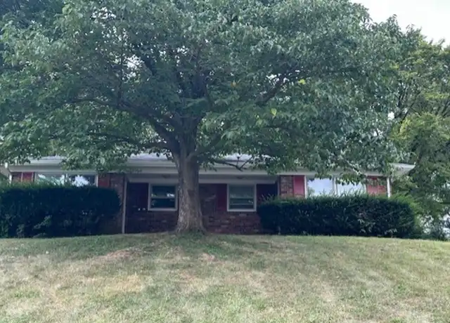 Property at 1928 Cambridge Dr Unit 1930, Lexington, KY, 40504, 2 beds, 1 bath, [object Object]
