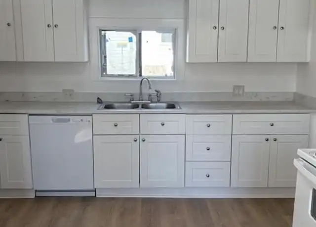 Property at 27 Pierce St Unit 1, Orono, ME, 04473, 3 beds, 1 bath, [object Object]