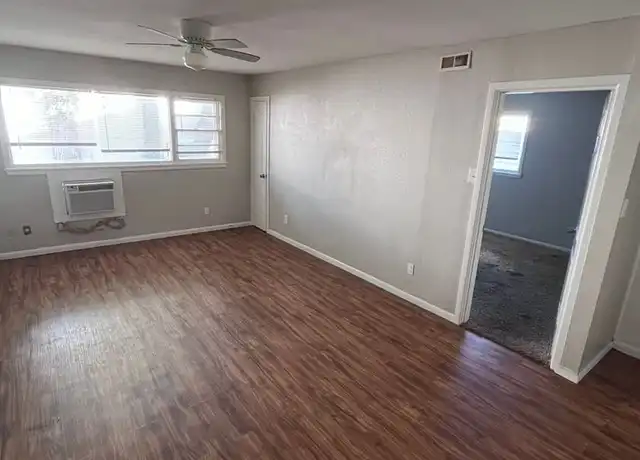 Property at 3209 35th St Unit C, Lubbock, TX, 79413, 1 bed, 1 bath, [object Object]