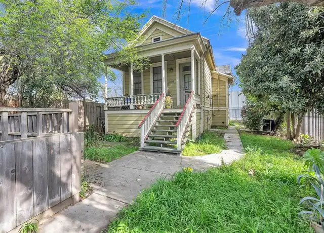Property at 1915 E St Unit B, Sacramento, CA, 95811, 2 beds, 1 bath, [object Object]