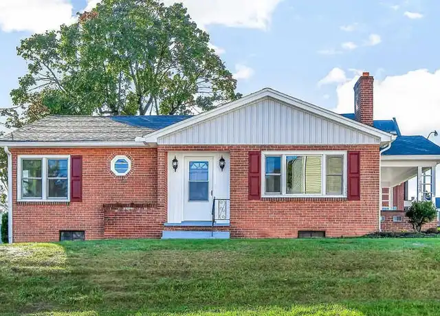 Property at 24 E 6th Ave, York, PA, 17404, 2 beds, 1 bath, [object Object]