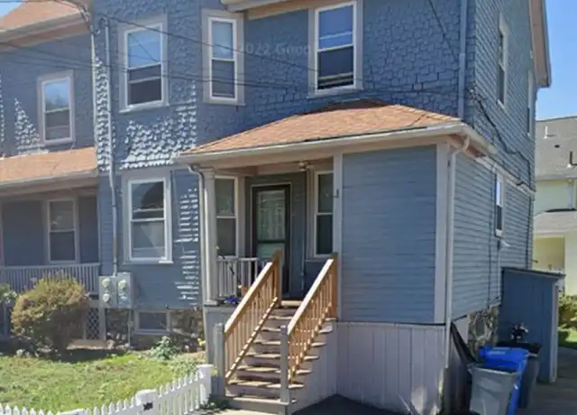 Property at 48 Derby St Unit 1, Waltham, MA, 02453, 3 beds, 1 bath, [object Object]